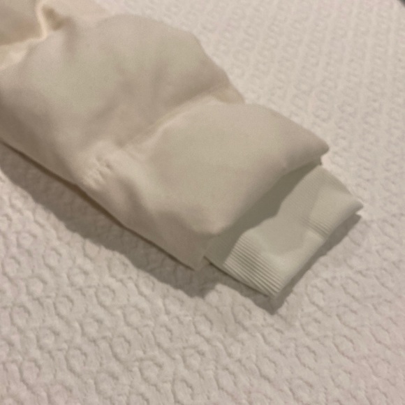 NWT Allbirds Cream Trino Puffer Jacket XL - Picture 8 of 15